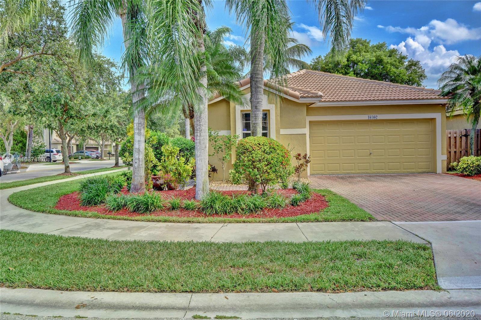 Weston, FL 33331,16402 Sapphire Bnd