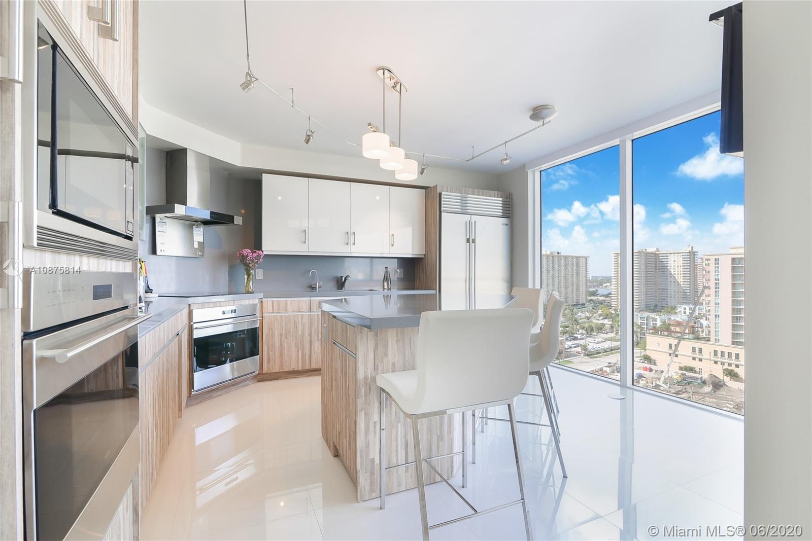 Sunny Isles Beach, FL 33160,17555 Collins Ave #1406