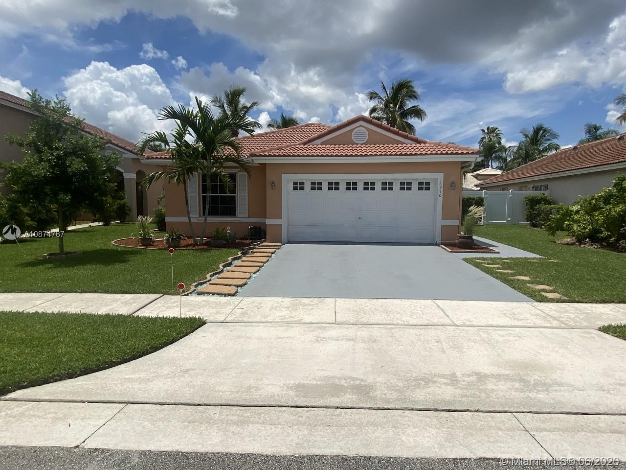 Pembroke Pines, FL 33029,18910 NW 10th St