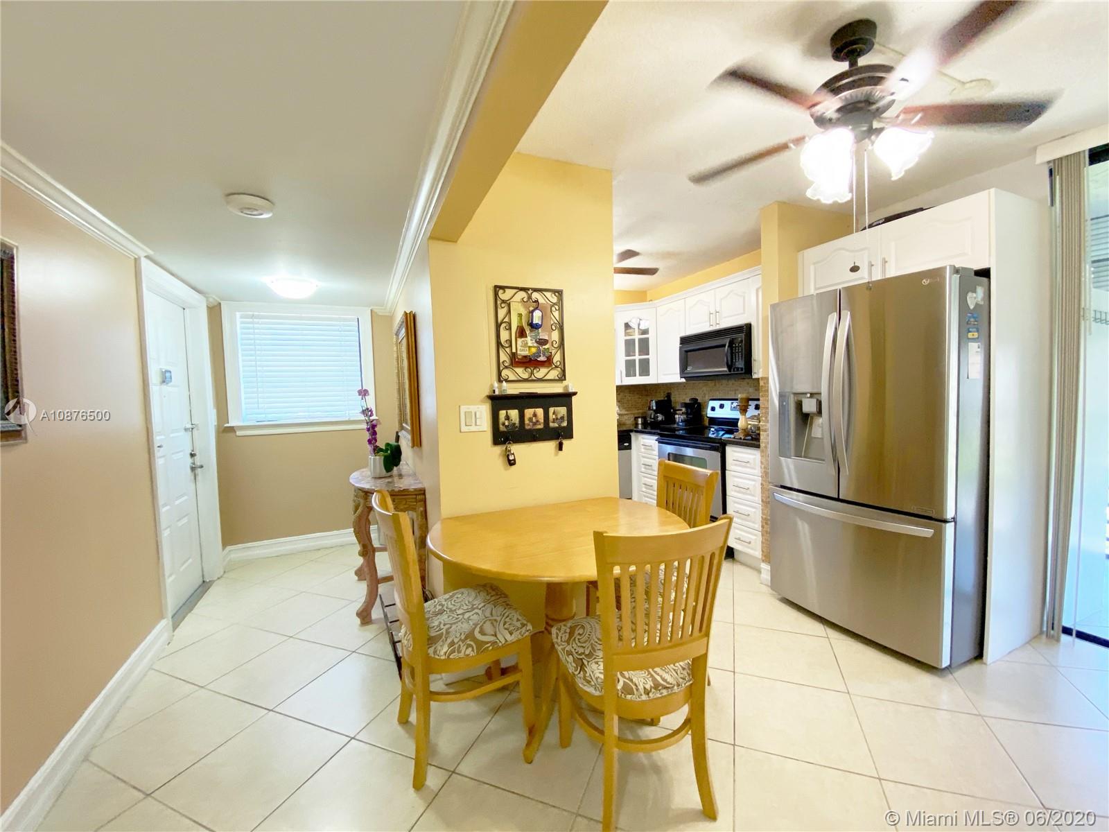 Pembroke Pines, FL 33026,1100 Colony Point Cir #223