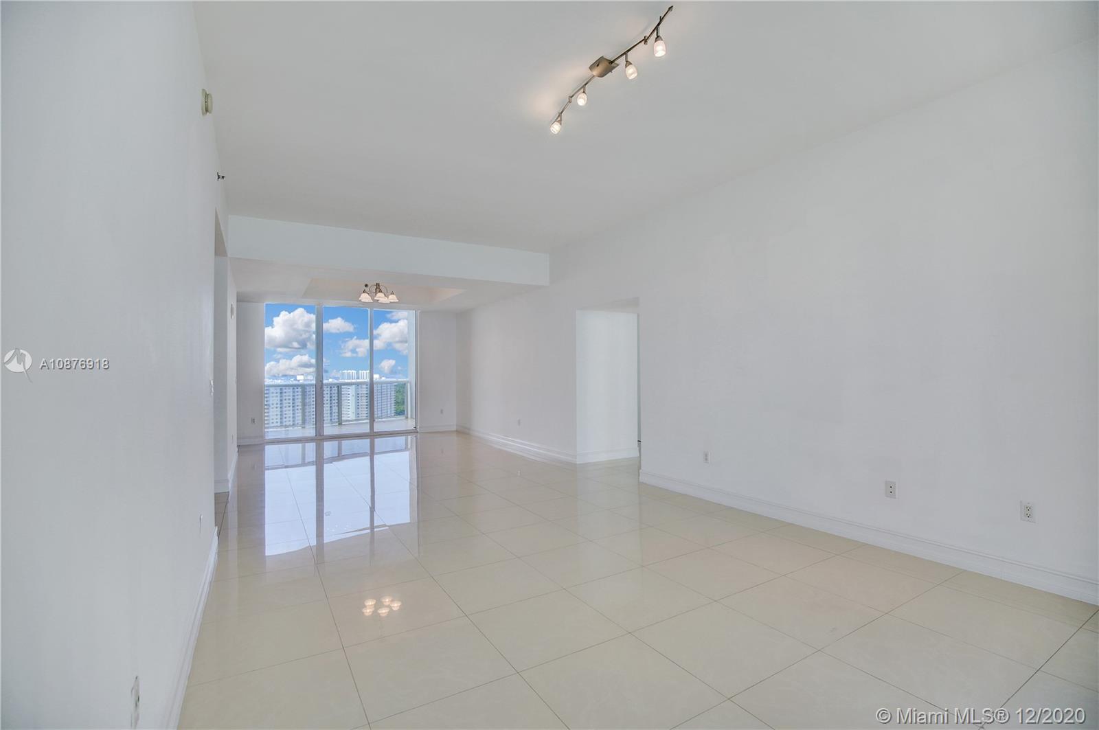 Sunny Isles Beach, FL 33160,15901 Collins Ave #2104