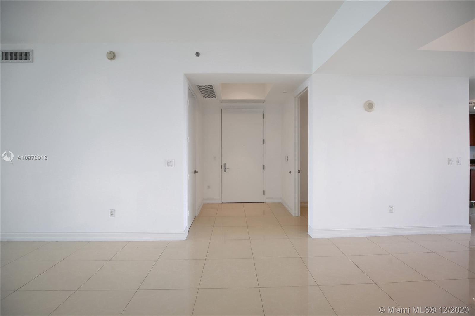 Sunny Isles Beach, FL 33160,15901 Collins Ave #2104