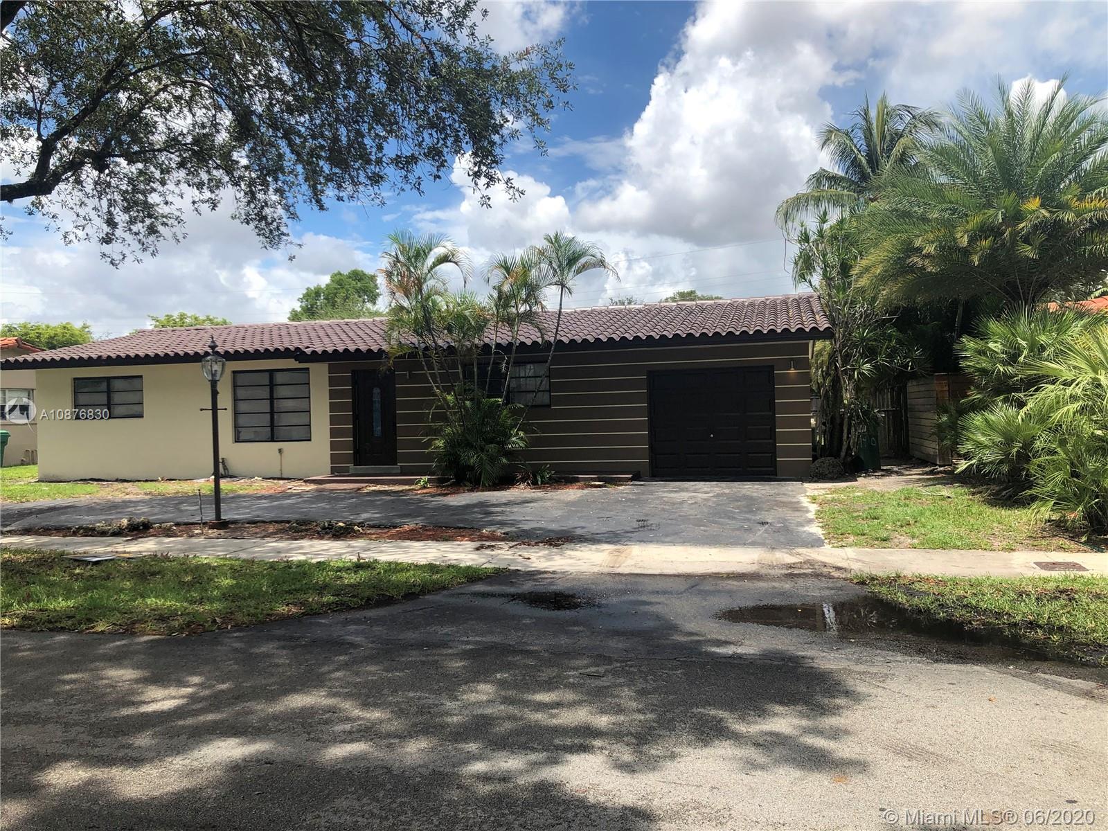 14410 Lake Candlewood Ct, Miami Lakes, FL 33014