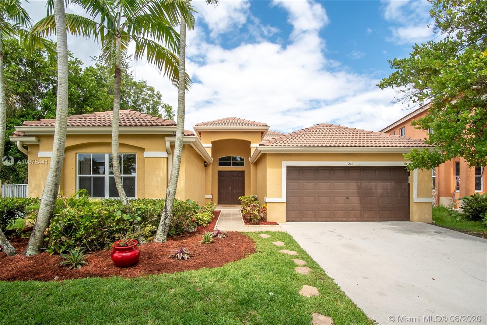 Weston, FL 33327,1200 Chenille Cir