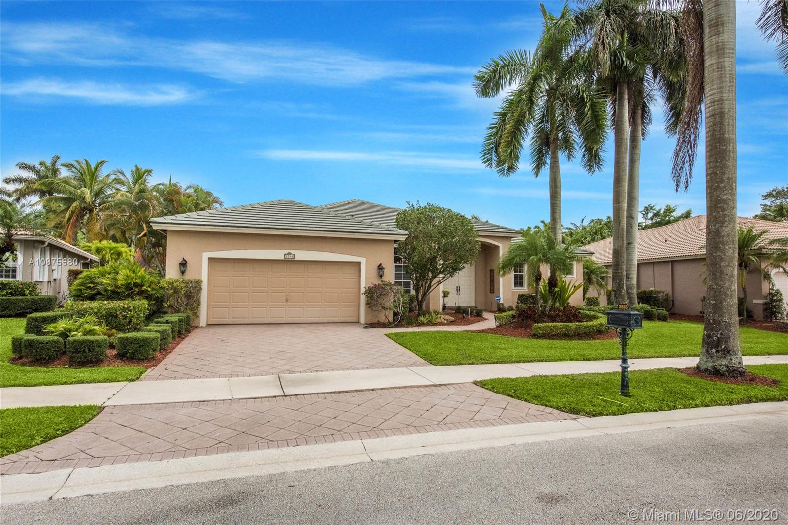 2556 Eagle Run Ln, Weston, FL 33327