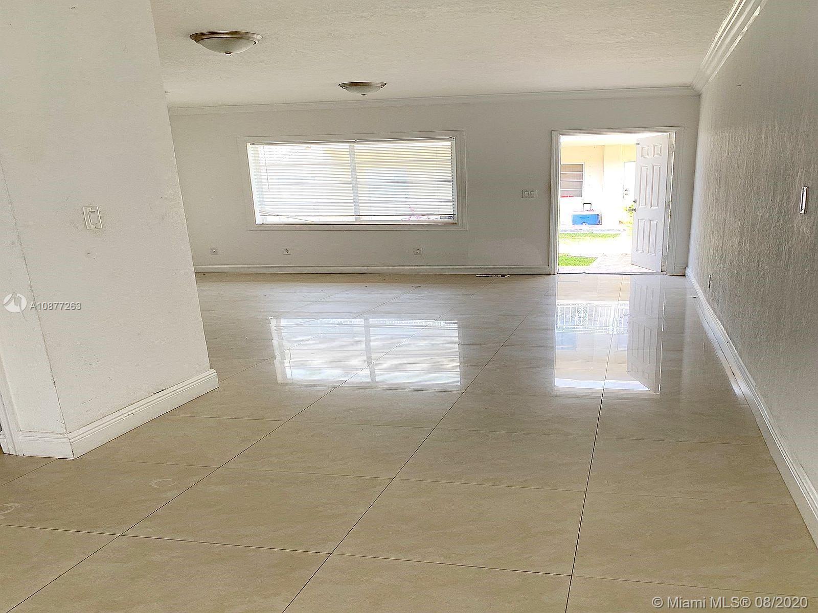 Miami Beach, FL 33141,1950 Biarritz Dr #3