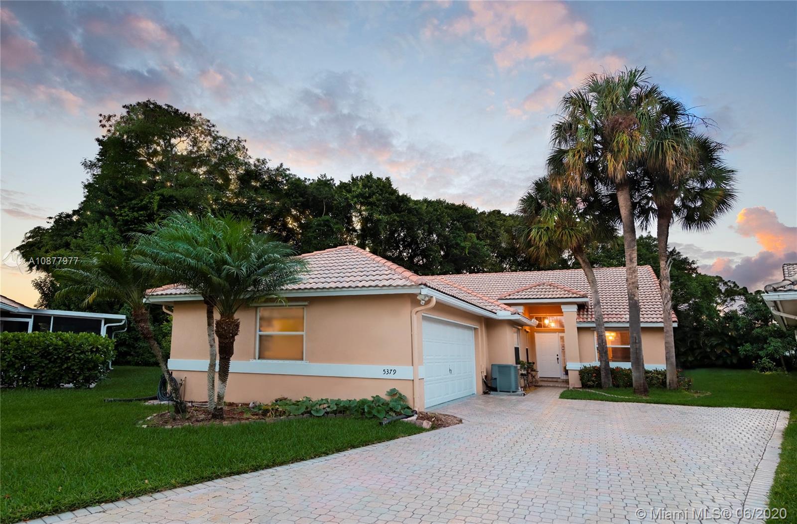 5379 Grande Palm Circle, Delray Beach, FL 33484