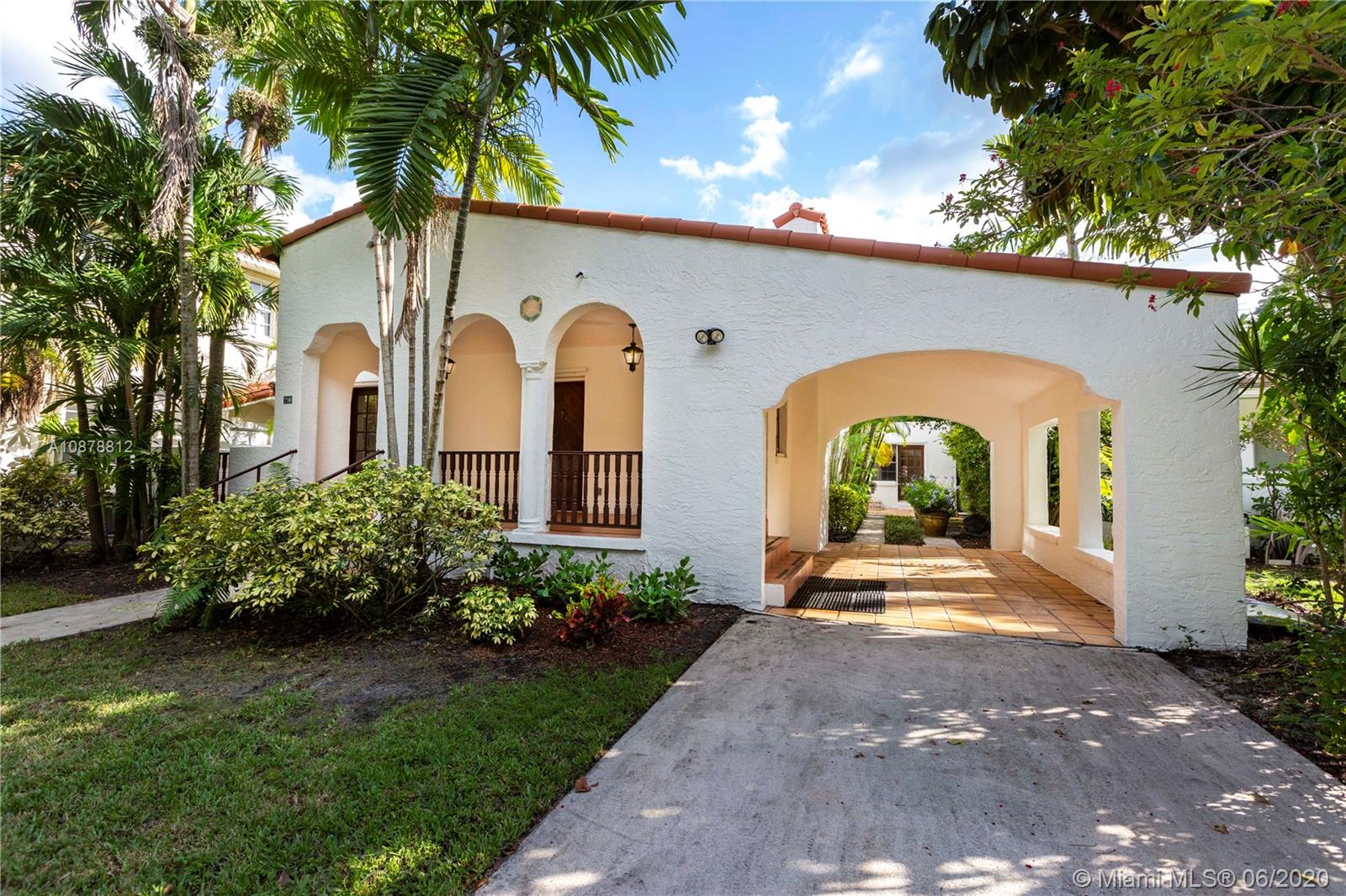 Coral Gables, FL 33134,716 Majorca Ave