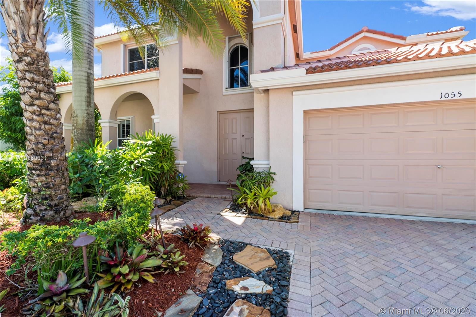 Weston, FL 33327,1055 Chenille Cir