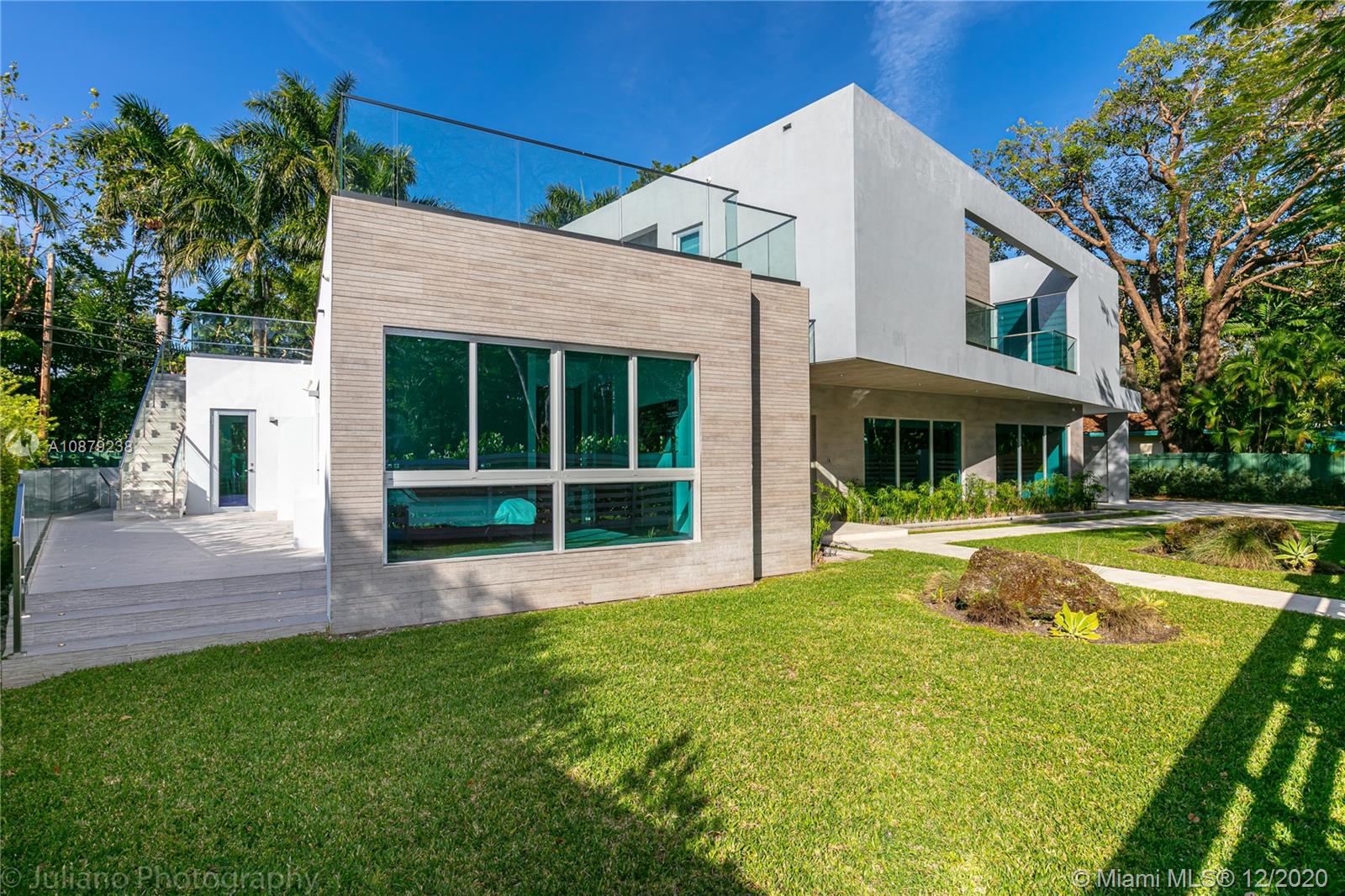 Miami, FL 33133,3709 Poinciana Ave