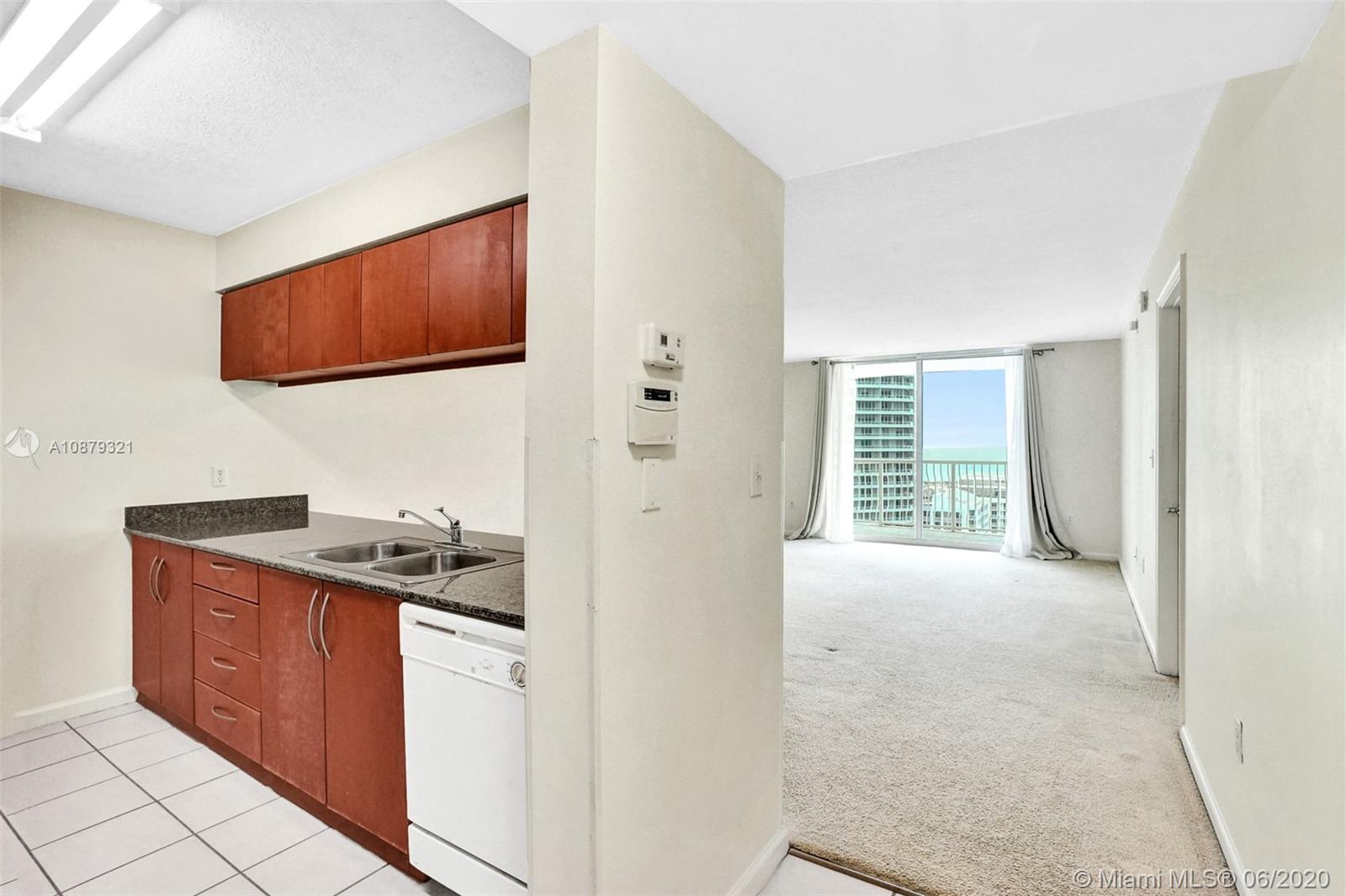 Miami, FL 33131,1200 Brickell Bay Dr #3919