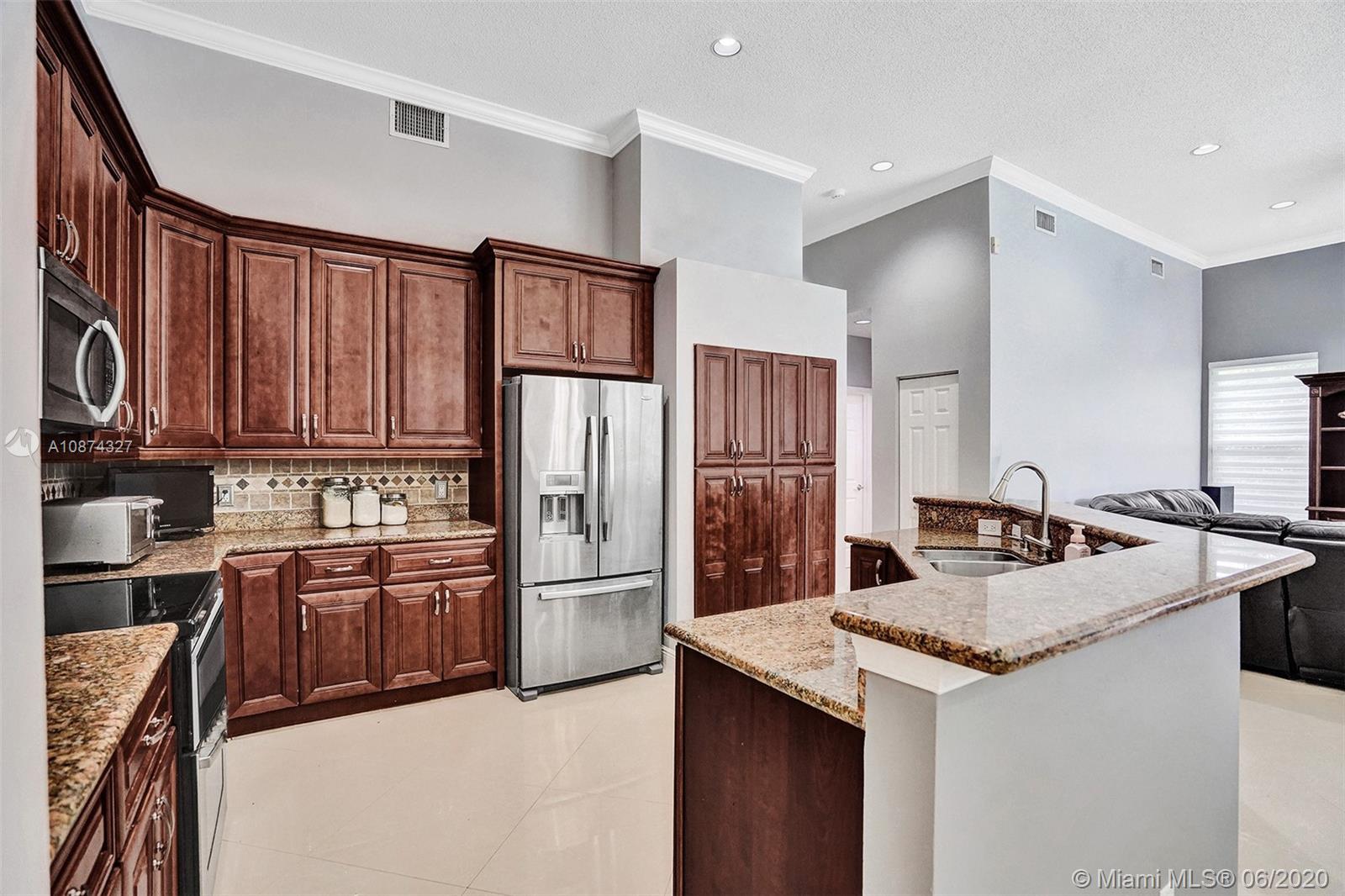 Weston, FL 33331,3725 Oak Ridge Ln