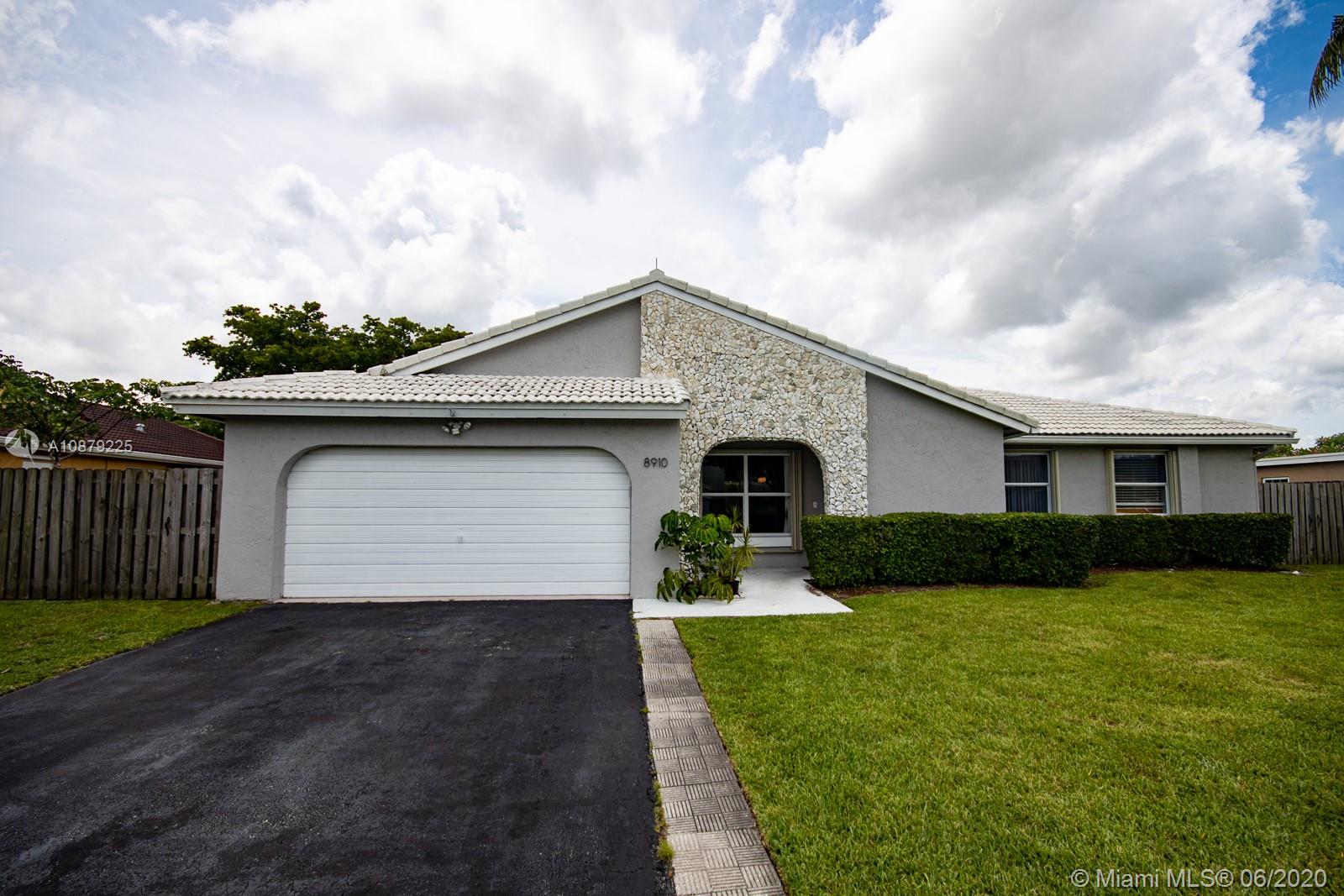 Tamarac, FL 33321,8910 NW 79th Ct