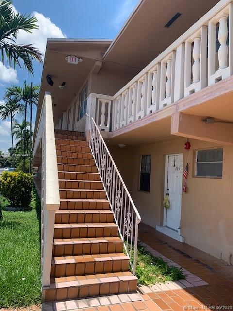 Hialeah, FL 33012,1154 W 35th St #220