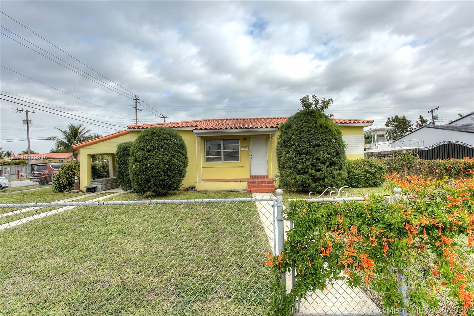 175 W 56th St, Hialeah, FL 33012