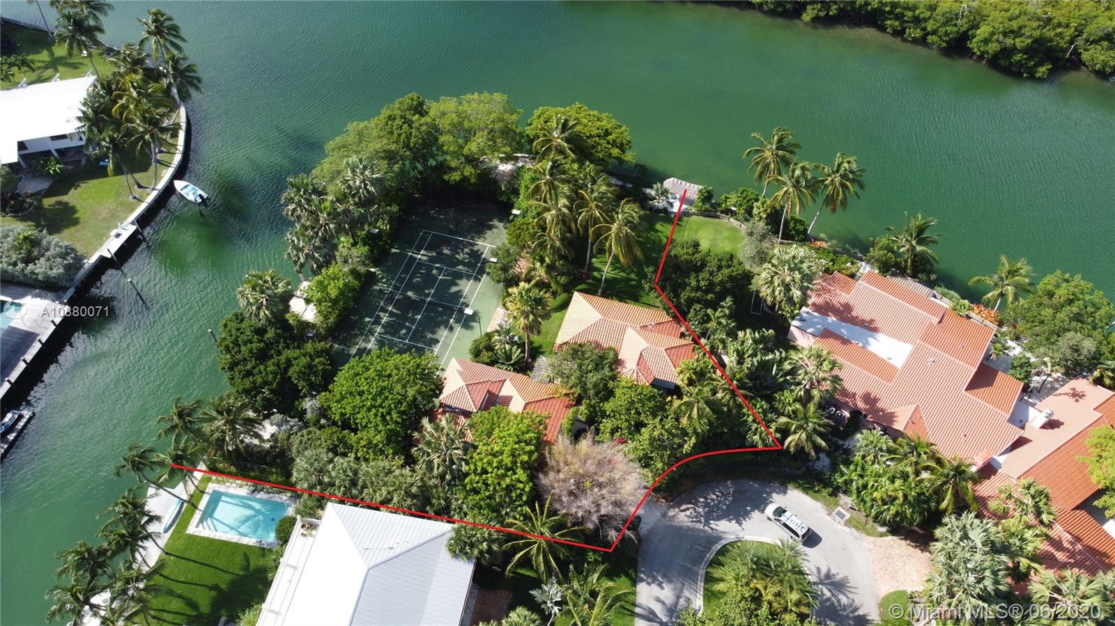 Key Biscayne, FL 33149,960 Harbor Dr