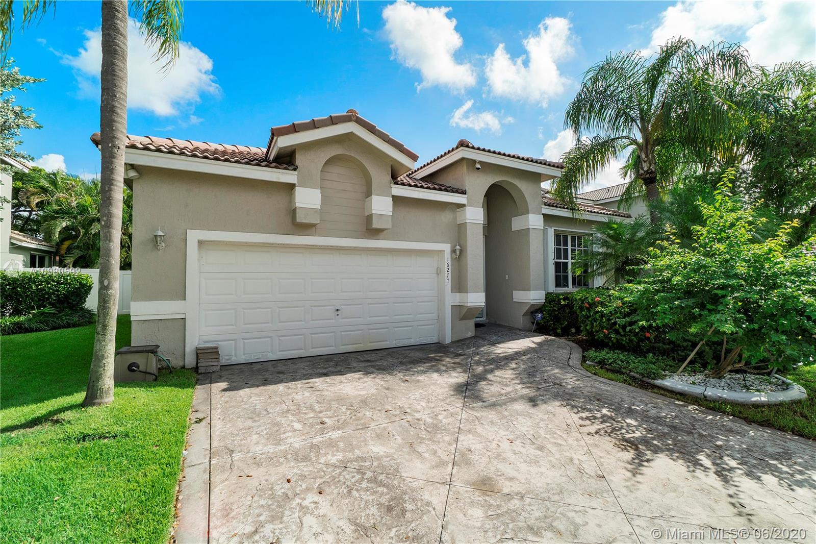 16277 NW 20th St, Pembroke Pines, FL 33028