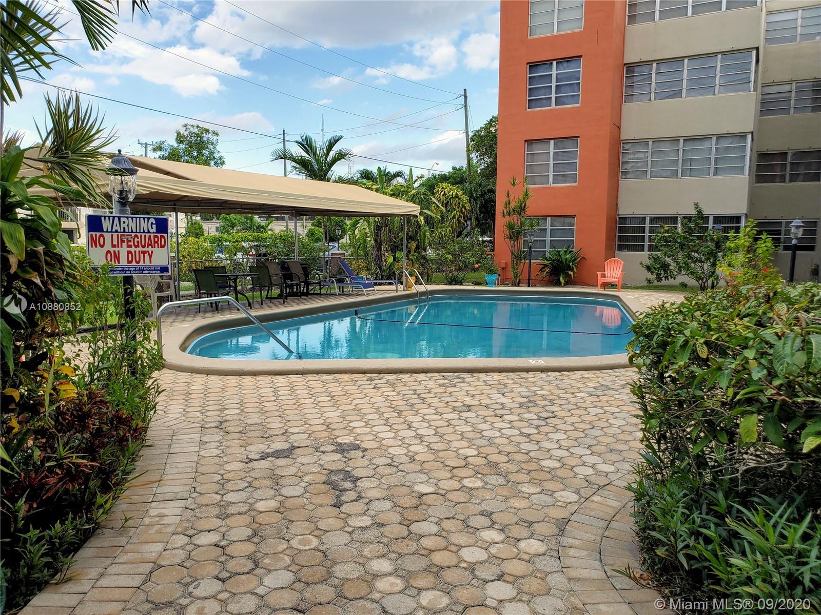 North Miami Beach, FL 33162,1850 NE 169th St #302