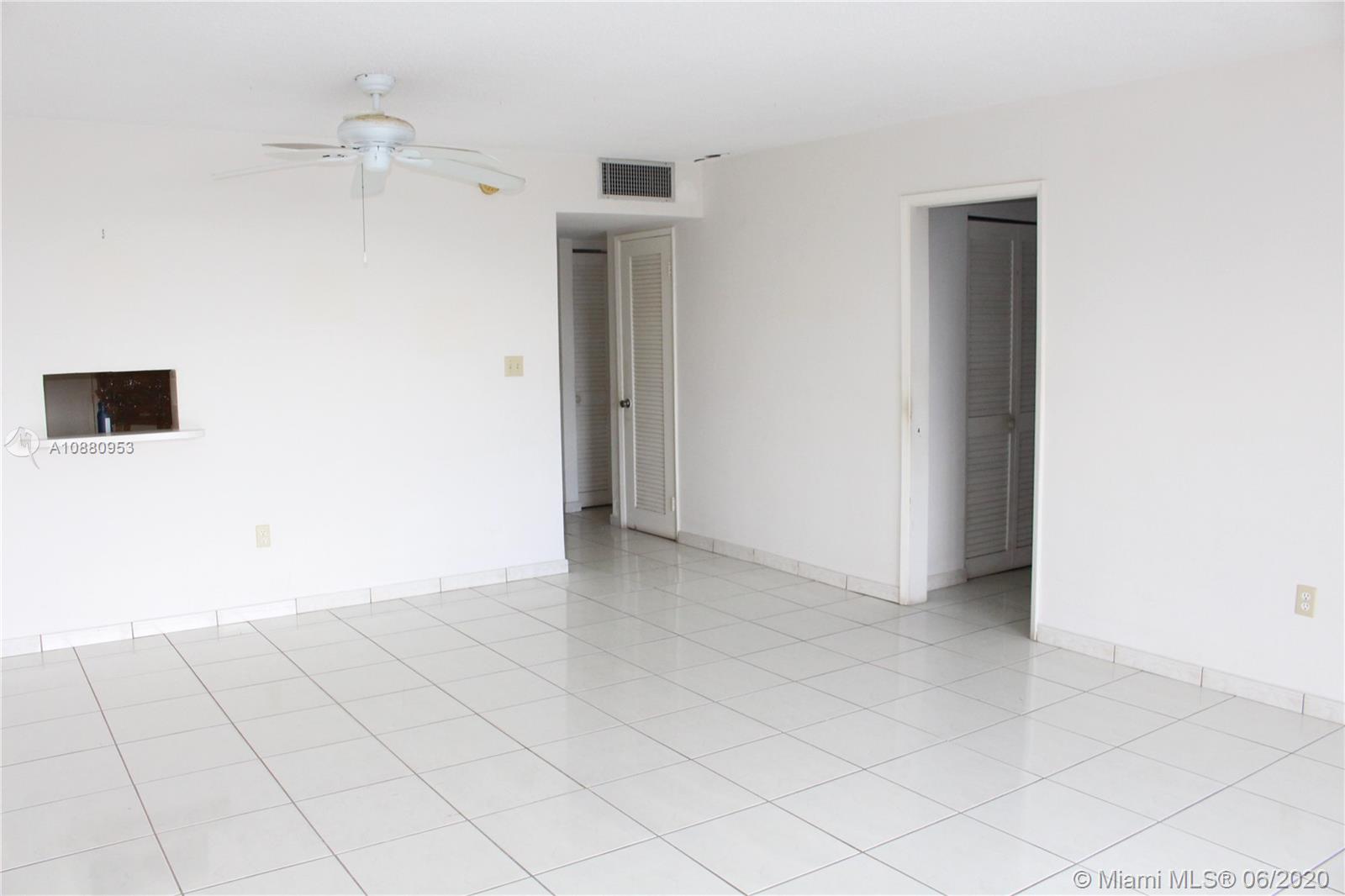 Miami Beach, FL 33141,7850 Byron Ave #306