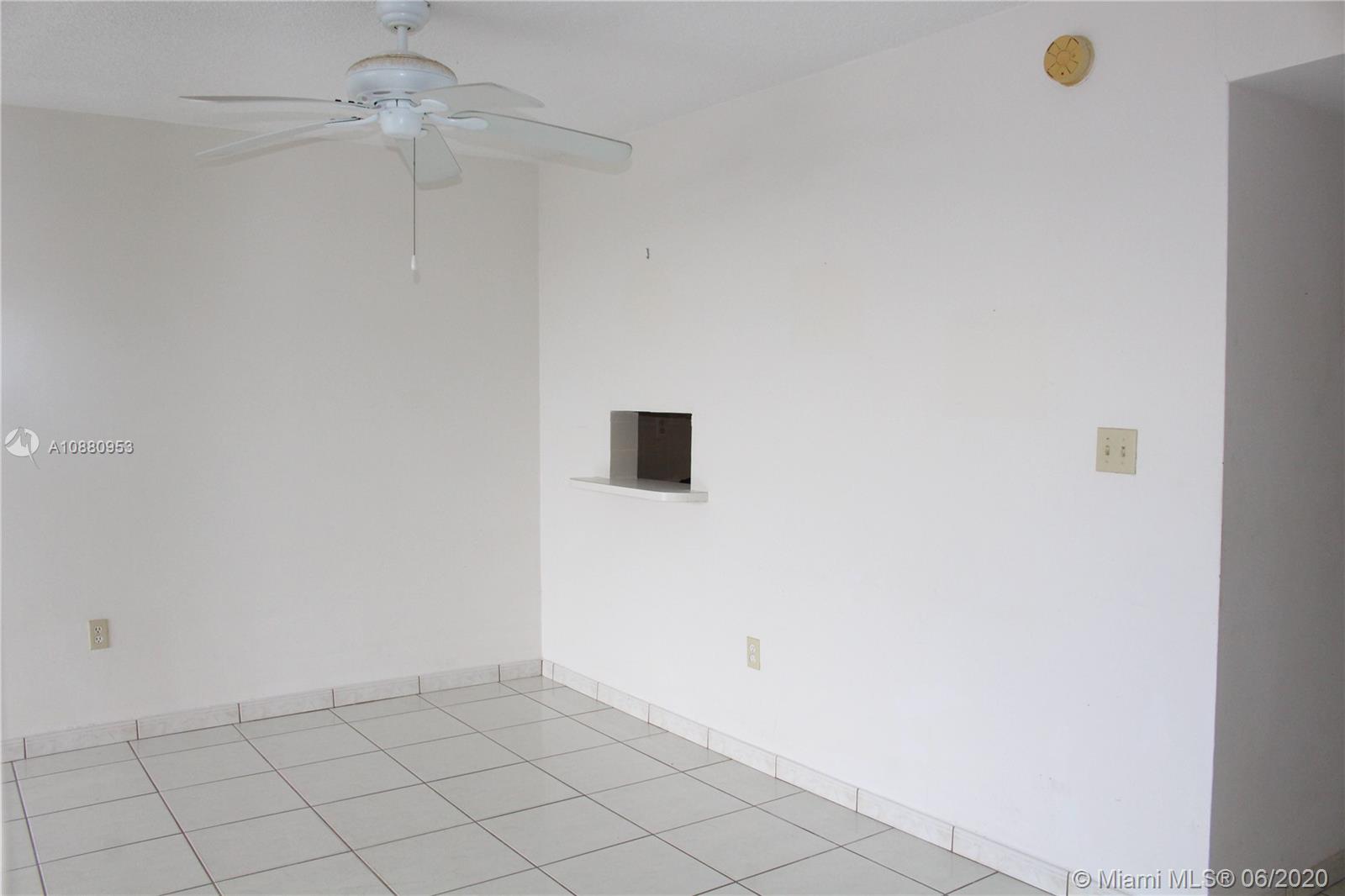 Miami Beach, FL 33141,7850 Byron Ave #306