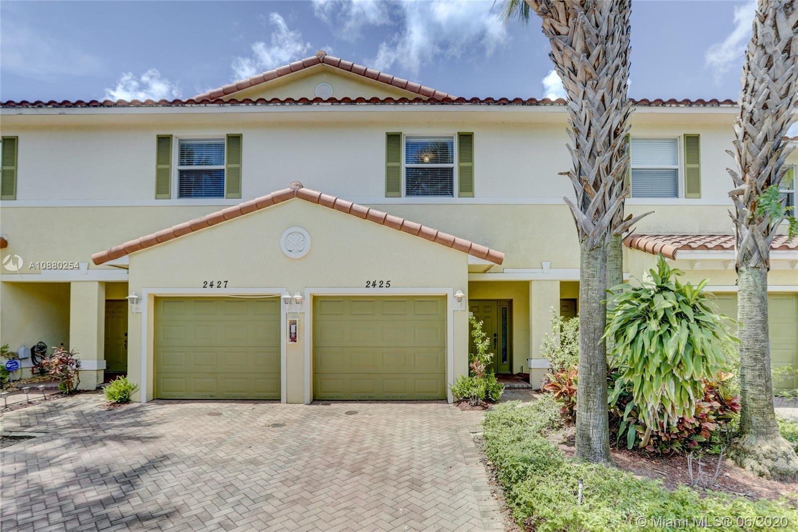 2425 NW 31st Ct, Oakland Park, FL 33309