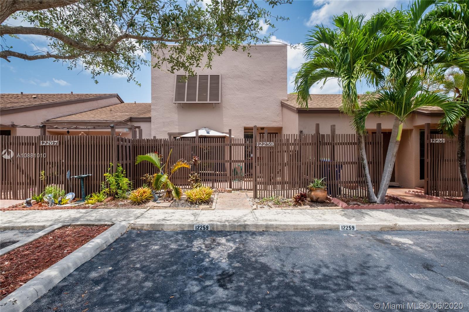 12259 NW 10th St #12259, Pembroke Pines, FL 33026