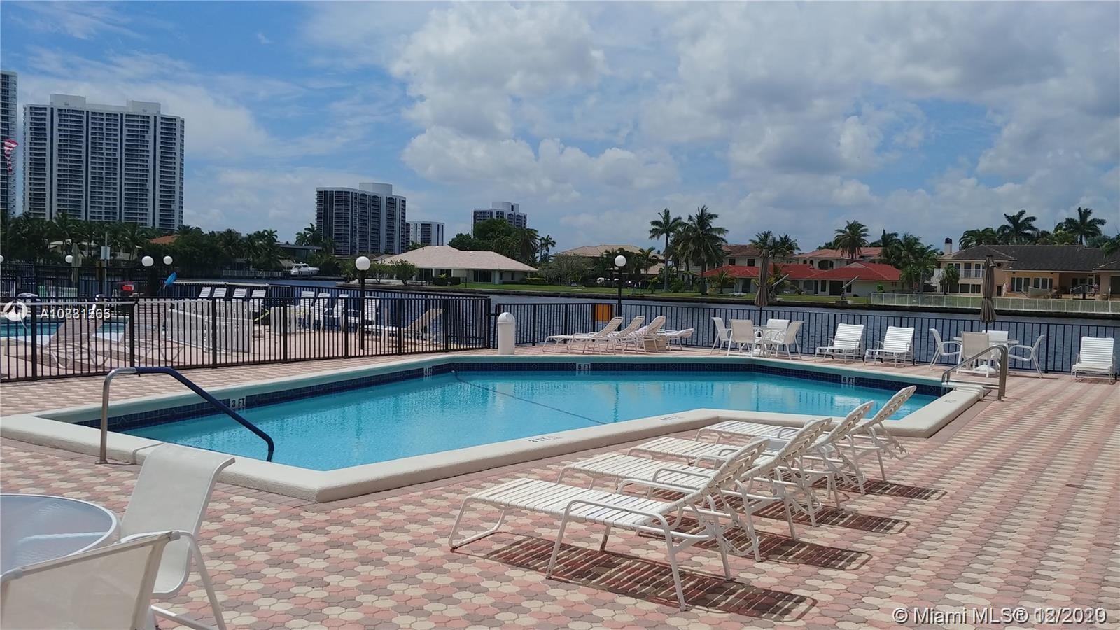 Hallandale Beach, FL 33009,3113 S Ocean Dr #208