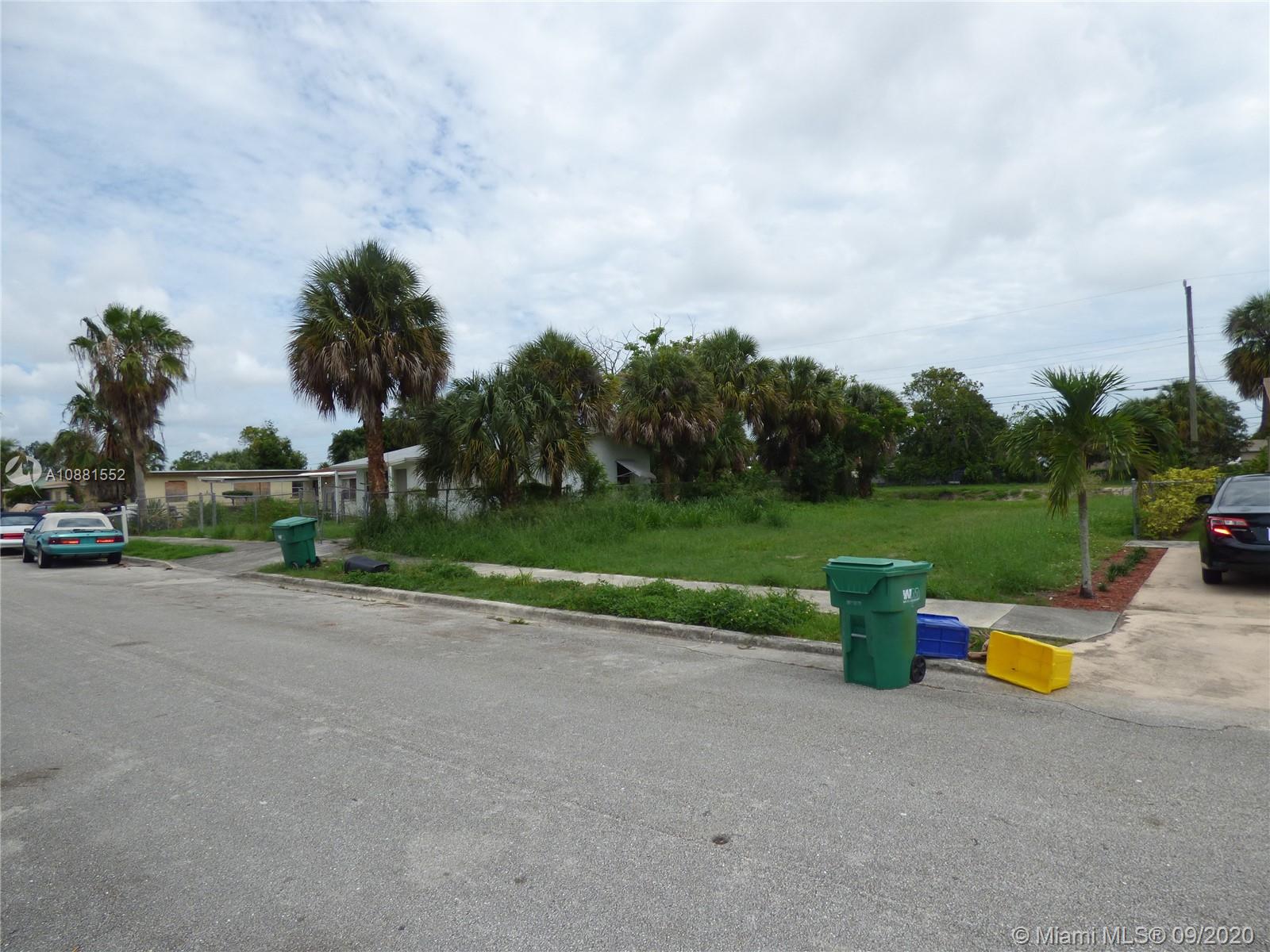 Riviera Beach, FL 33404,1540 W 10th St