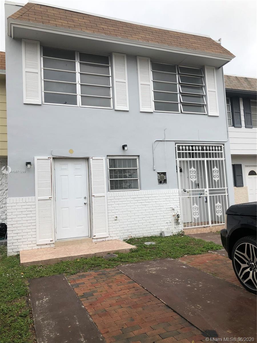 1695 W 72nd St #1695, Hialeah, FL 33014