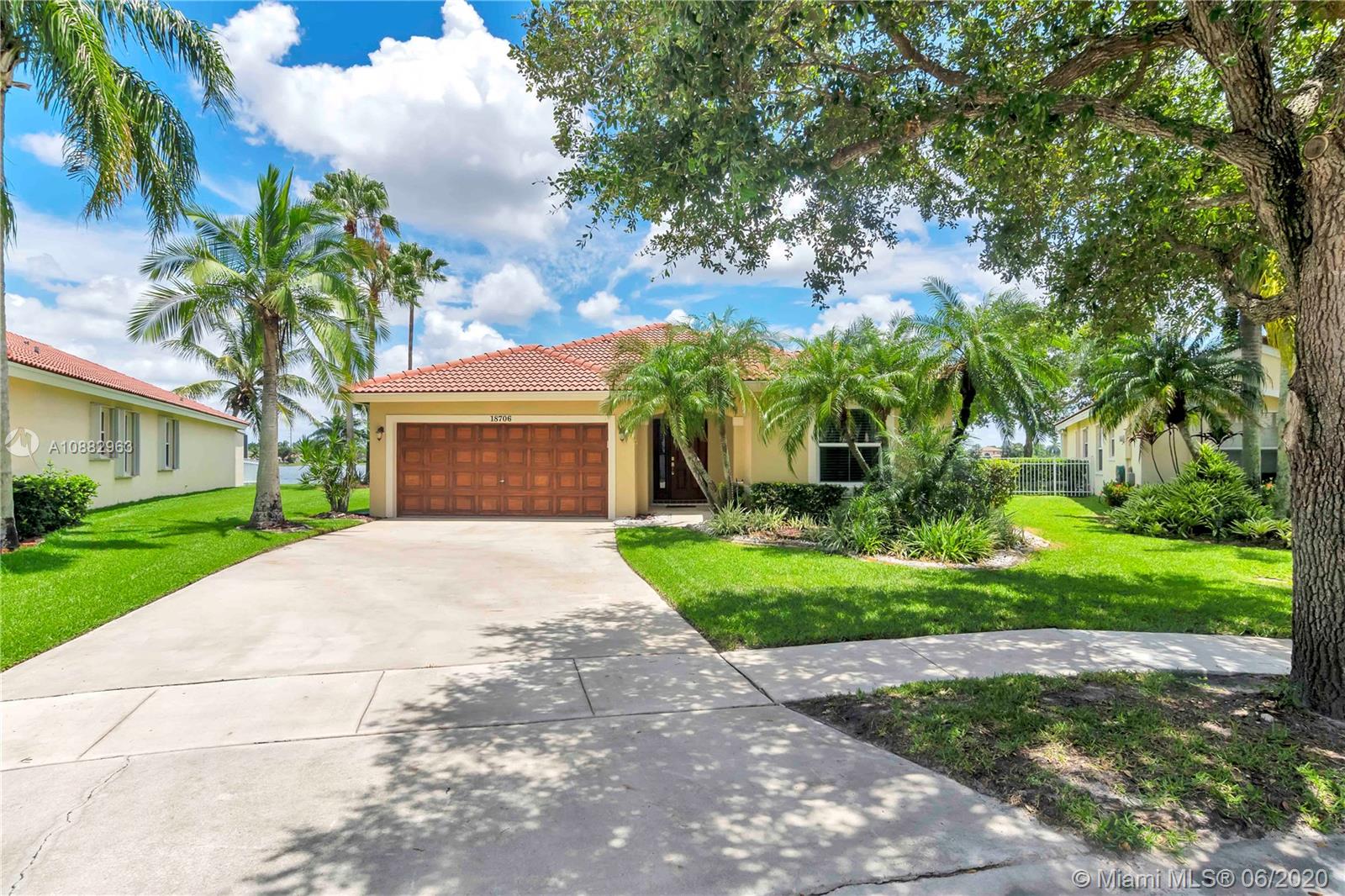 Pembroke Pines, FL 33029,18706 NW 24th Ct