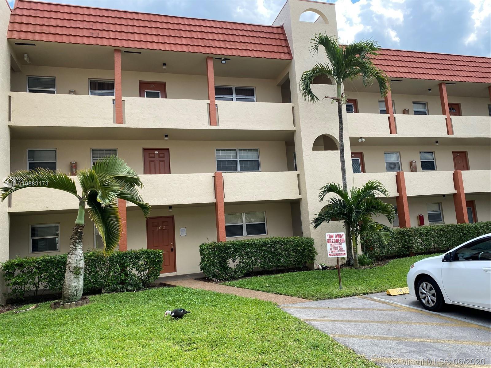 Sunrise, FL 33322,2900 W Sunrise Lakes Dr #102