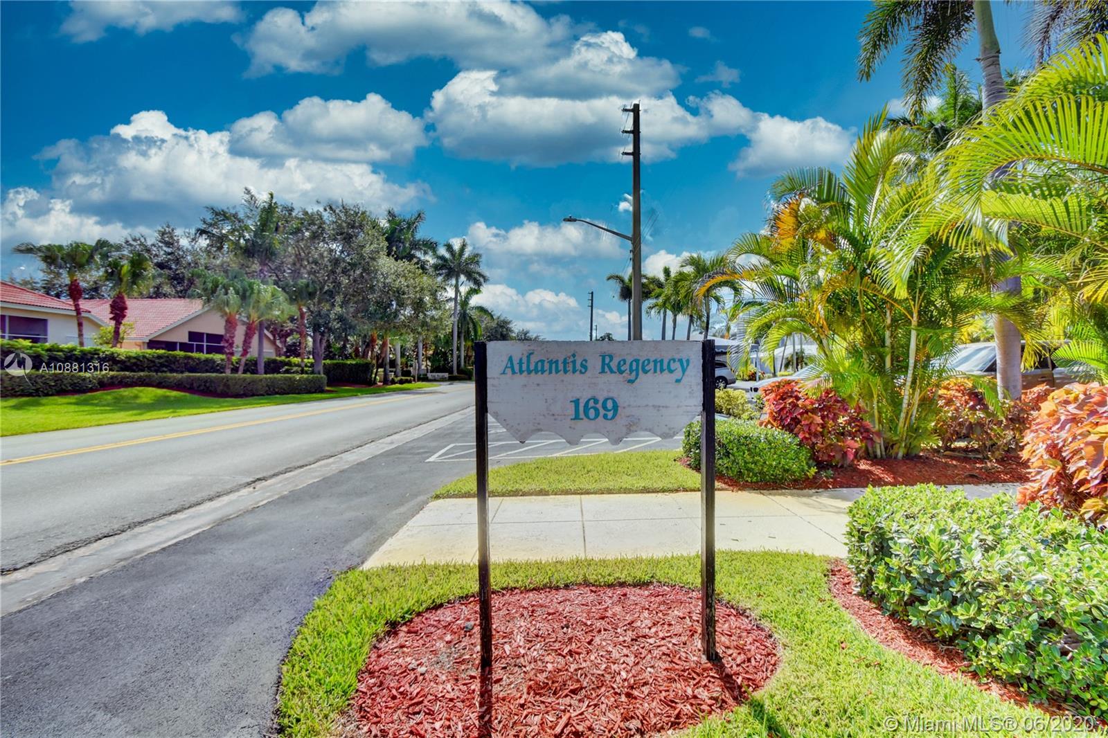 Atlantis, FL 33462,169 Atlantis Blvd #202