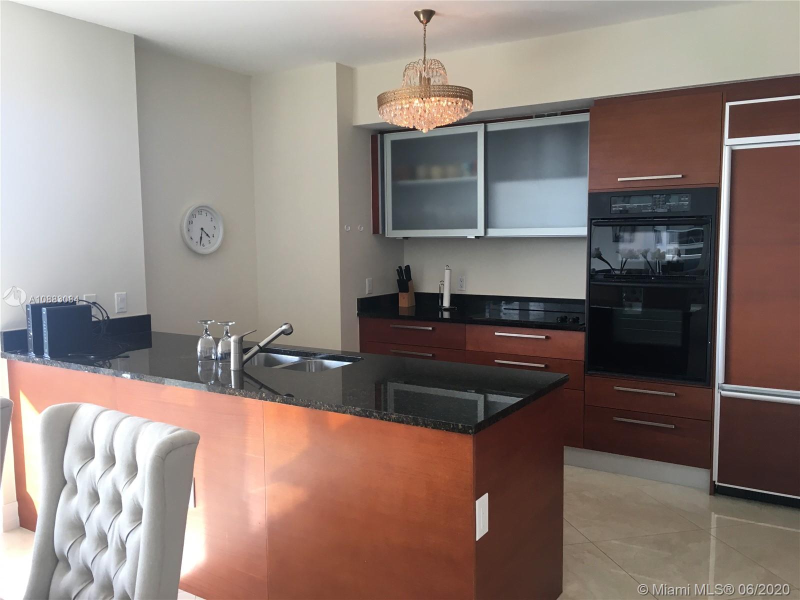 Hallandale Beach, FL 33009,1830 S Ocean Dr #1406