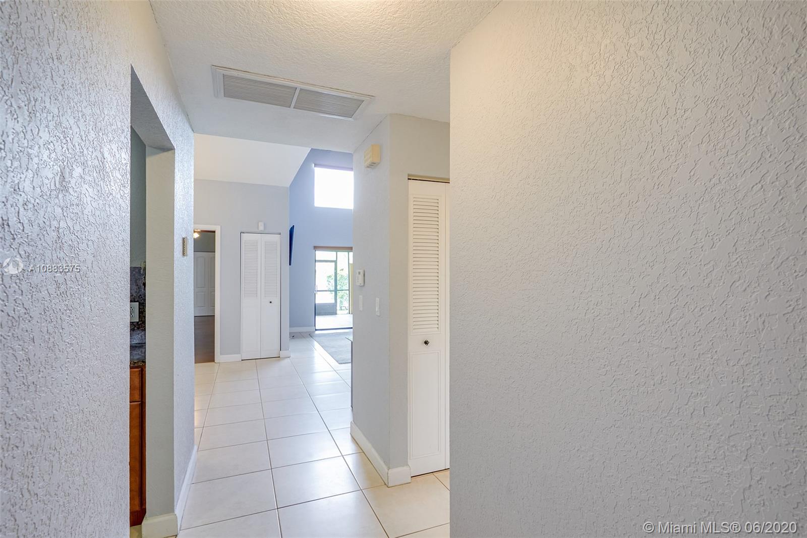 Pembroke Pines, FL 33024,1296 NW 97th Ave #248