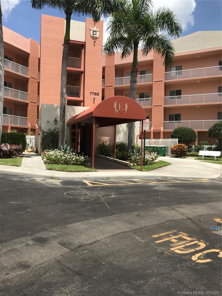 Tamarac, FL 33321,7765 Yardley Dr #313