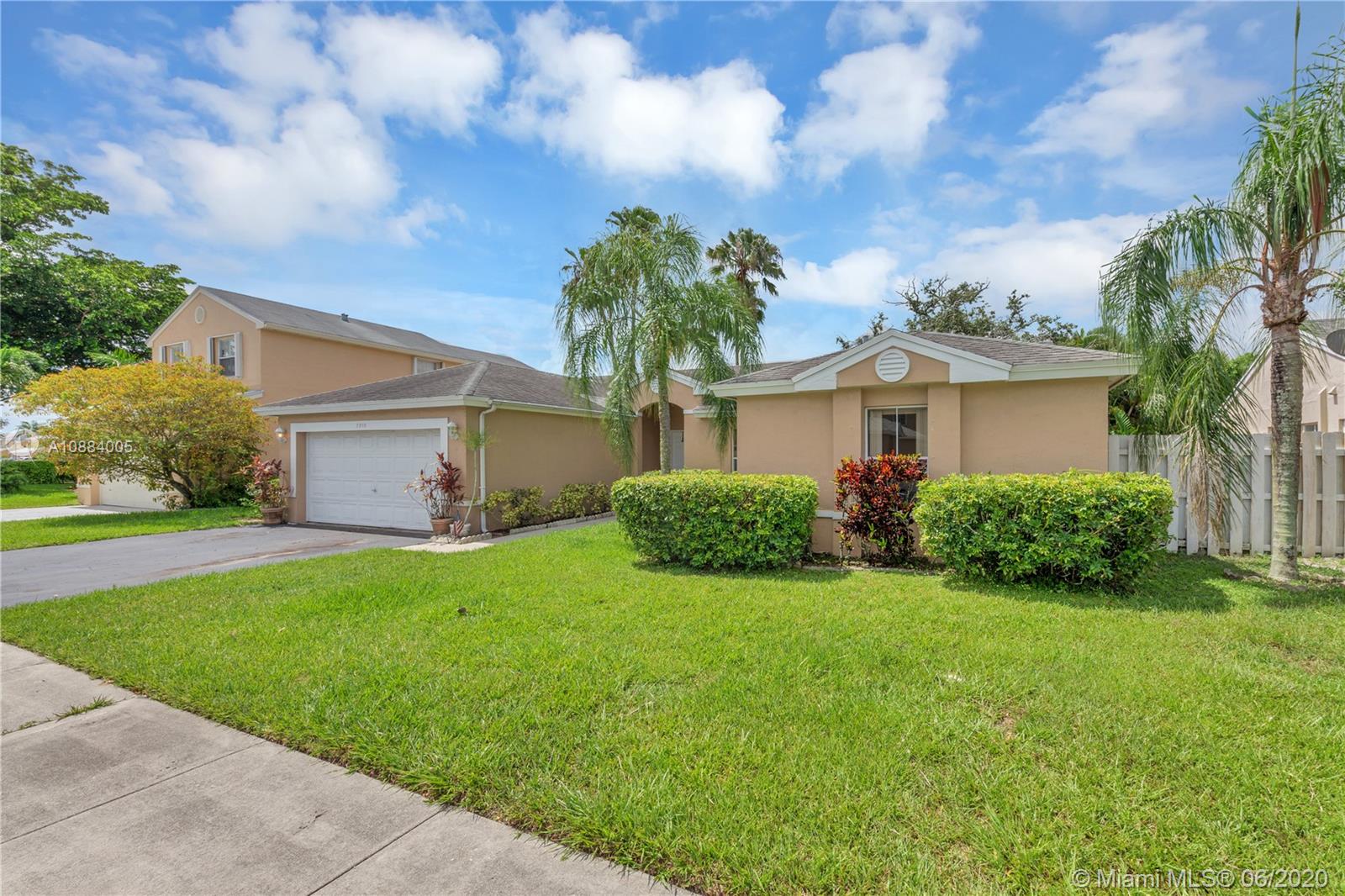 Davie, FL 33314,7210 SW 41st Ct