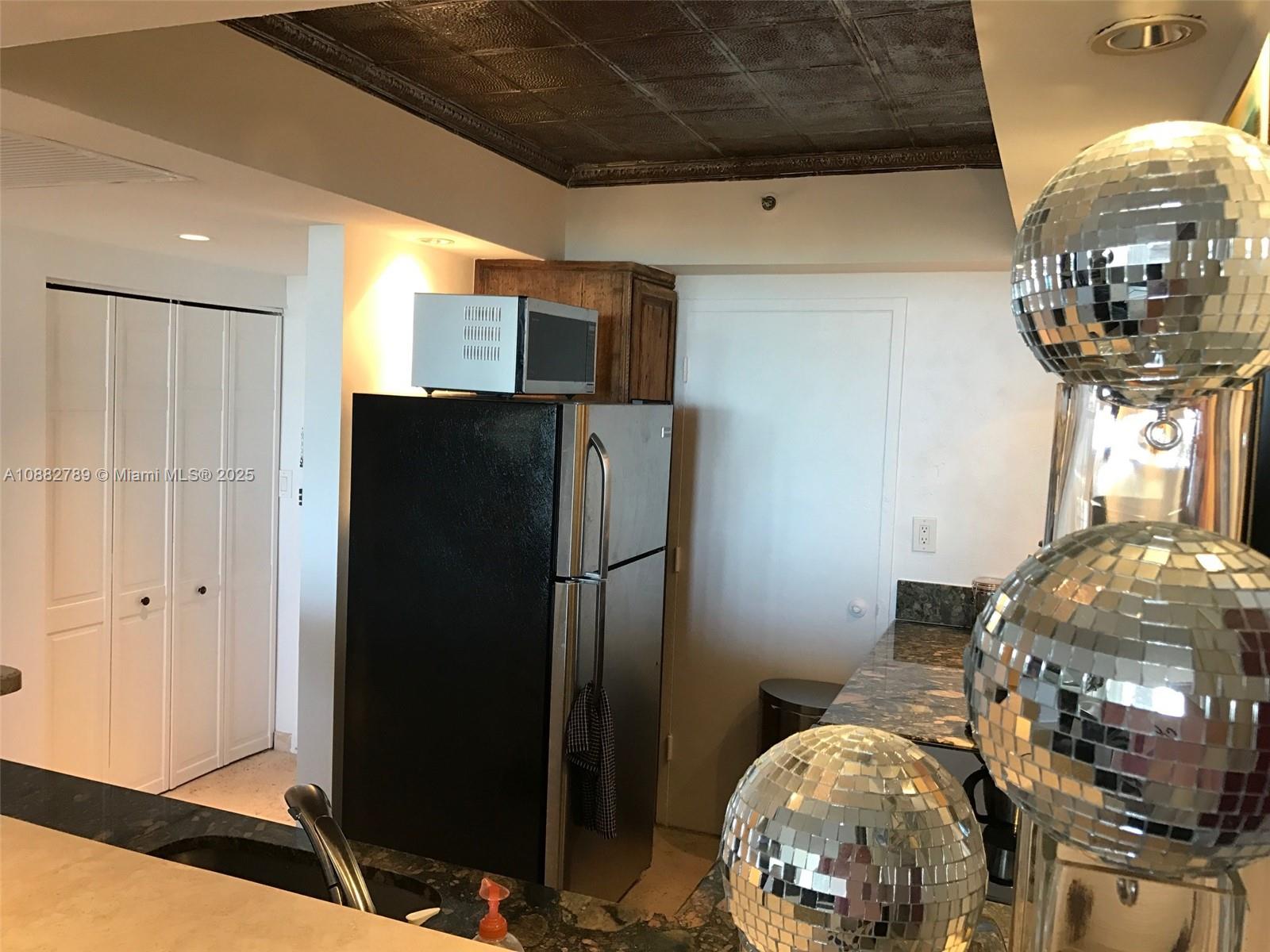 100 Lincoln Rd 644, Miami Beach, Florida 33139, 1 Bedroom Bedrooms, ,1 BathroomBathrooms,Residentiallease,For Rent,100 Lincoln Rd 644,A10882789