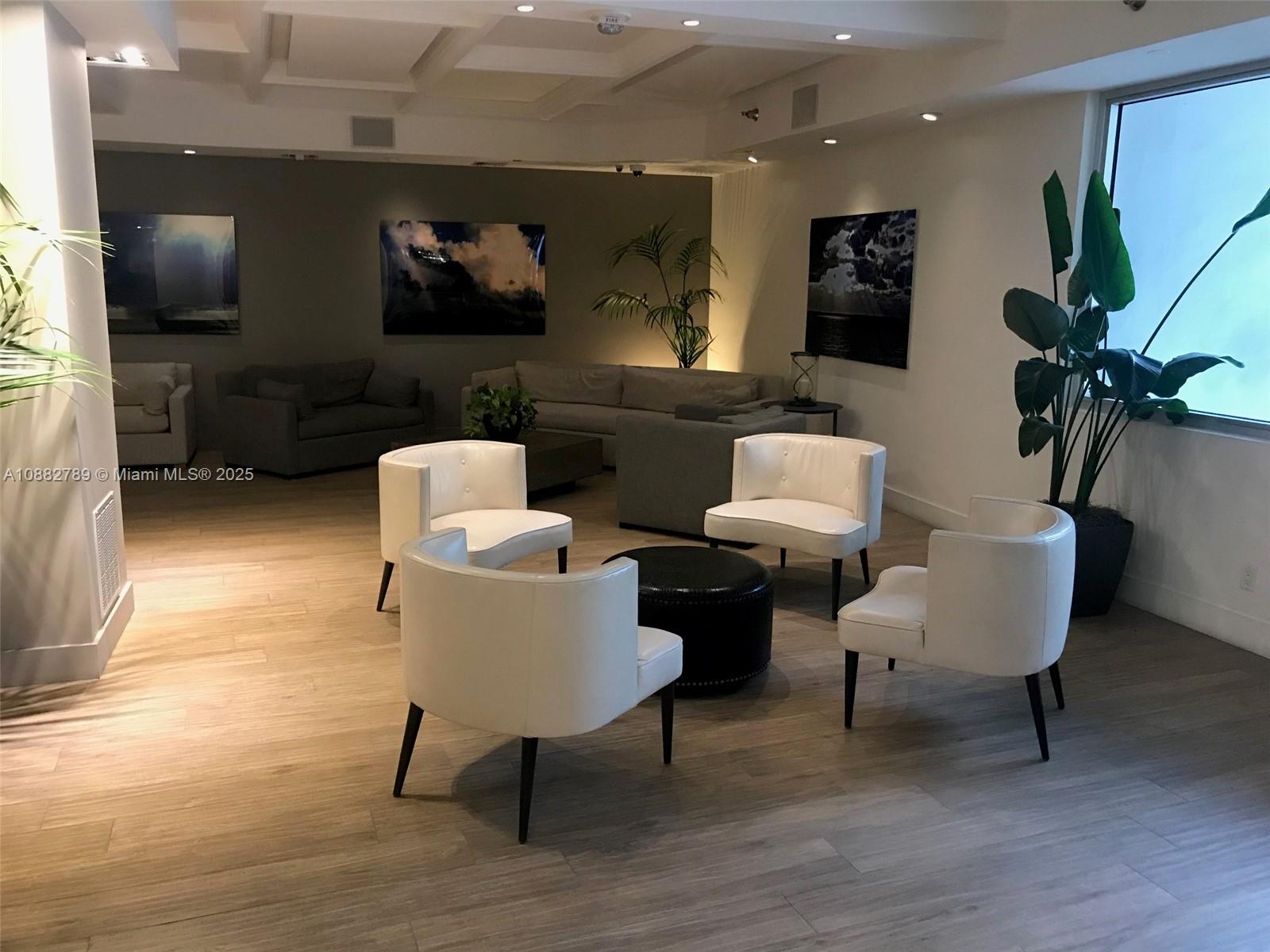100 Lincoln Rd 644, Miami Beach, Florida 33139, 1 Bedroom Bedrooms, ,1 BathroomBathrooms,Residentiallease,For Rent,100 Lincoln Rd 644,A10882789