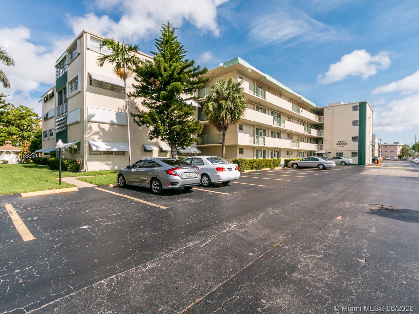 Hallandale Beach, FL 33009,1333 E Hallandale Beach Blvd #111