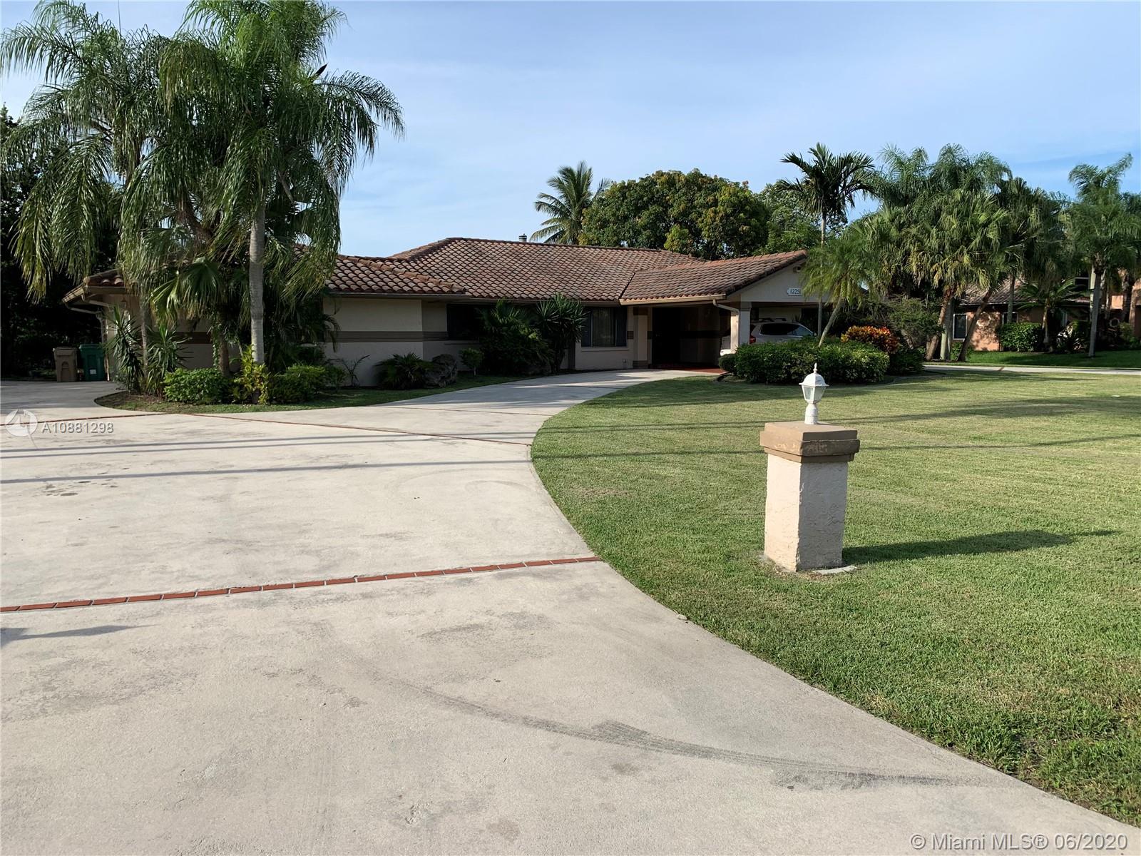 Davie, FL 33330,13251 SW 33rd Ct