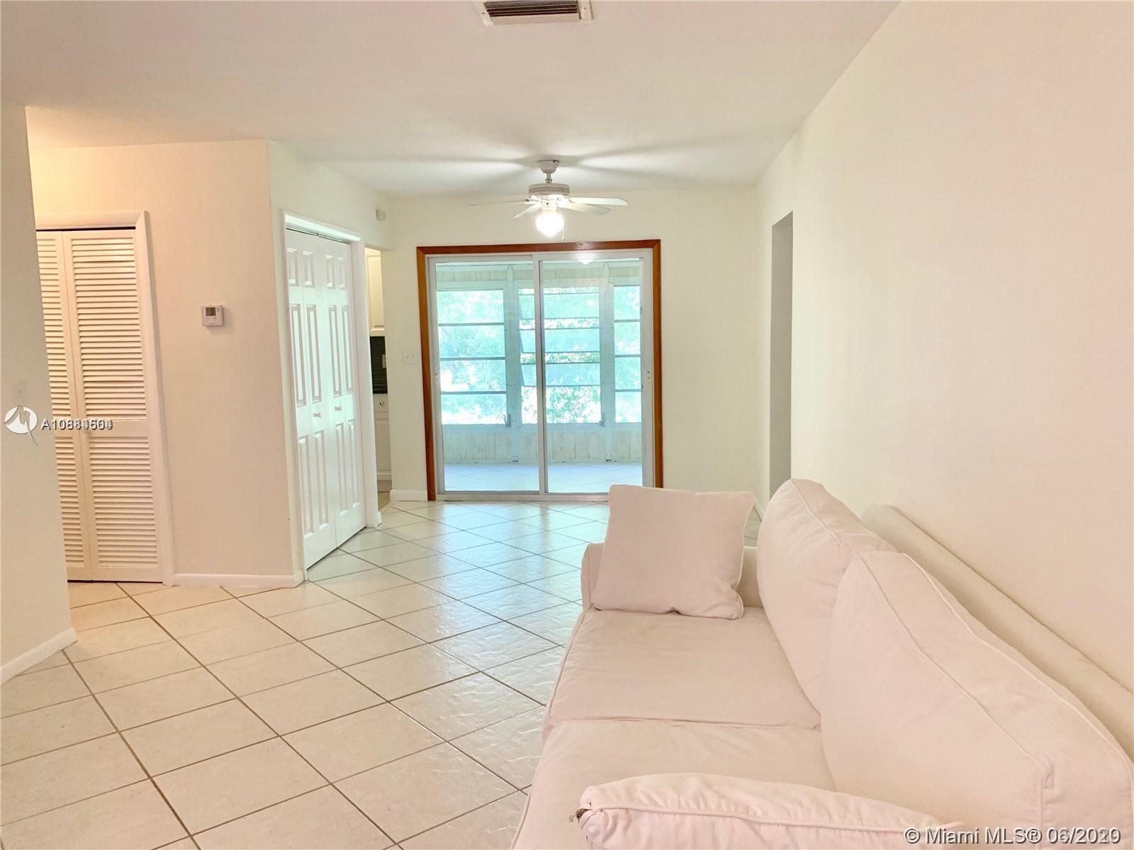 Deerfield Beach, FL 33064,3930 Crystal Lake Dr #307