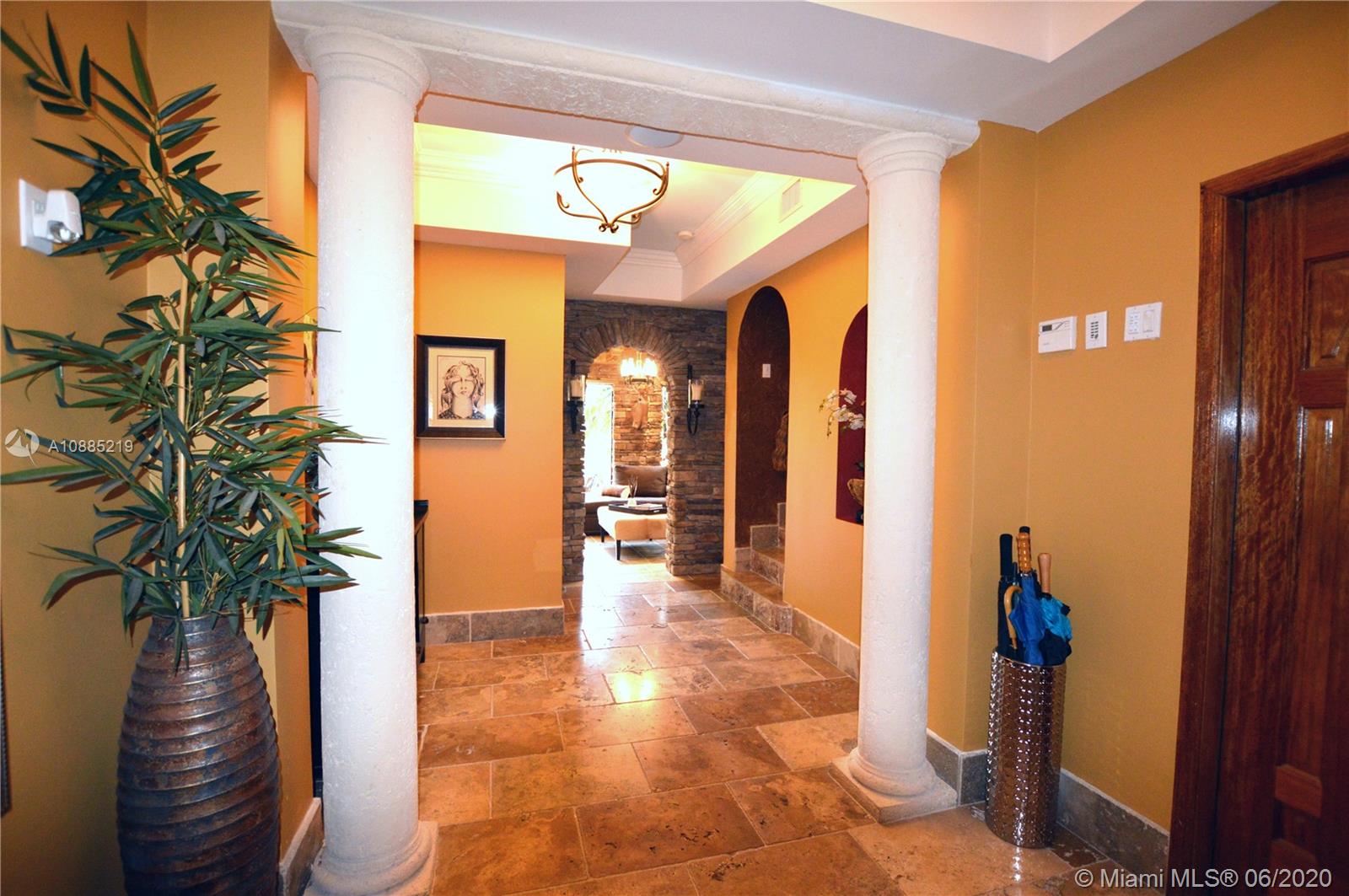 Palmetto Bay, FL 33157,6214 Paradise Point Dr