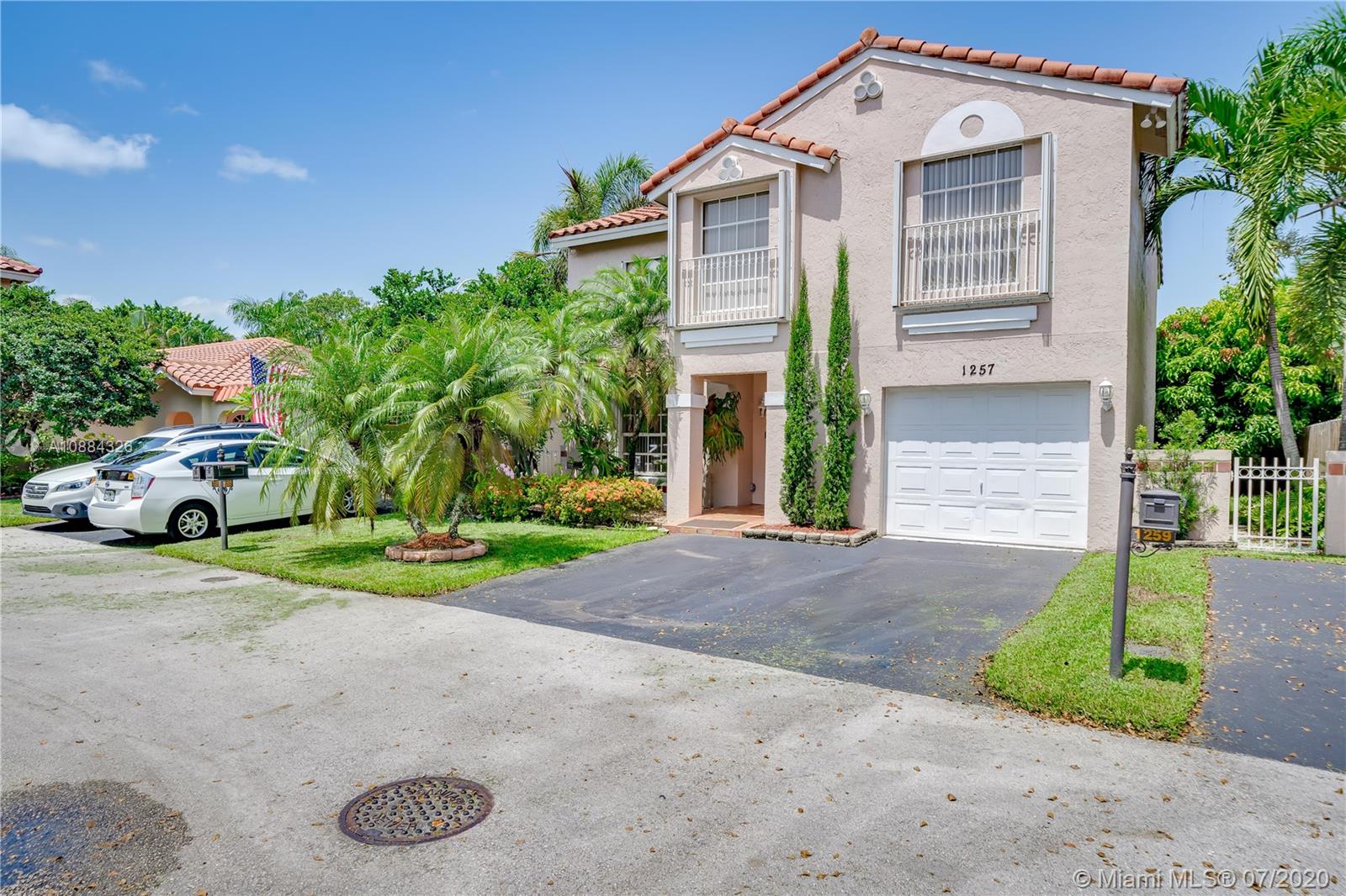 Weston, FL 33326,1257 Seagrape Cir