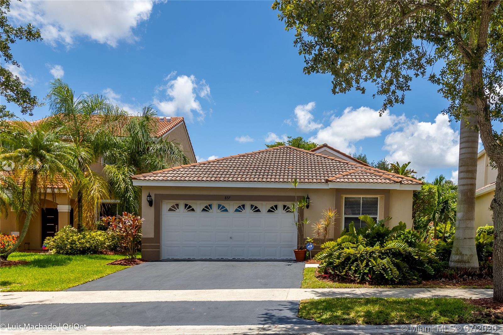 Weston, FL 33326,857 Stanton Dr