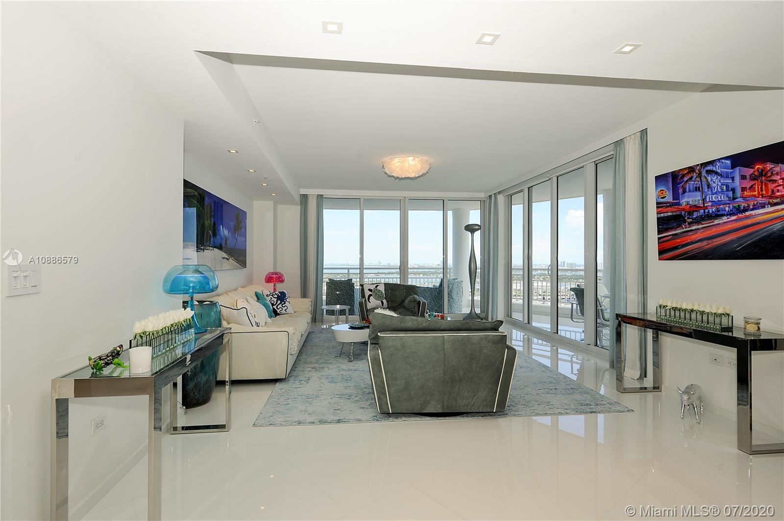 Miami, FL 33131,848 Brickell Key Dr #3601