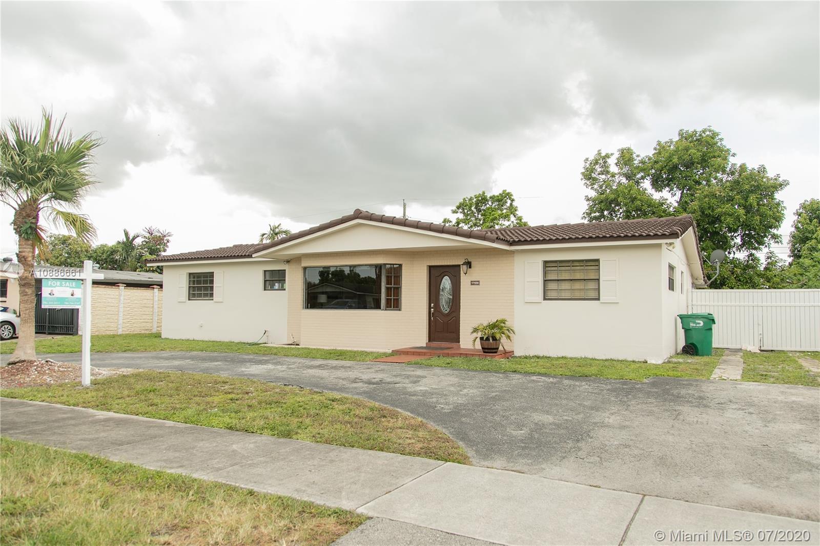 Hialeah, FL 33015,17950 NW 78th Ct