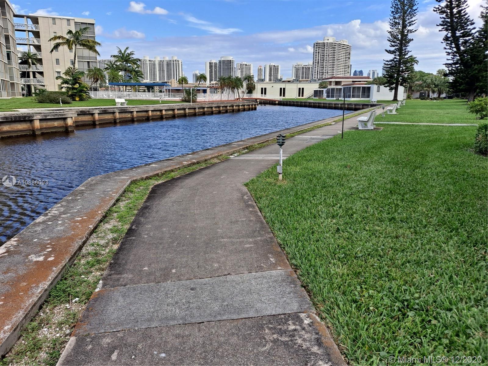 2905 Point East Dr #L104, Aventura, FL 33160