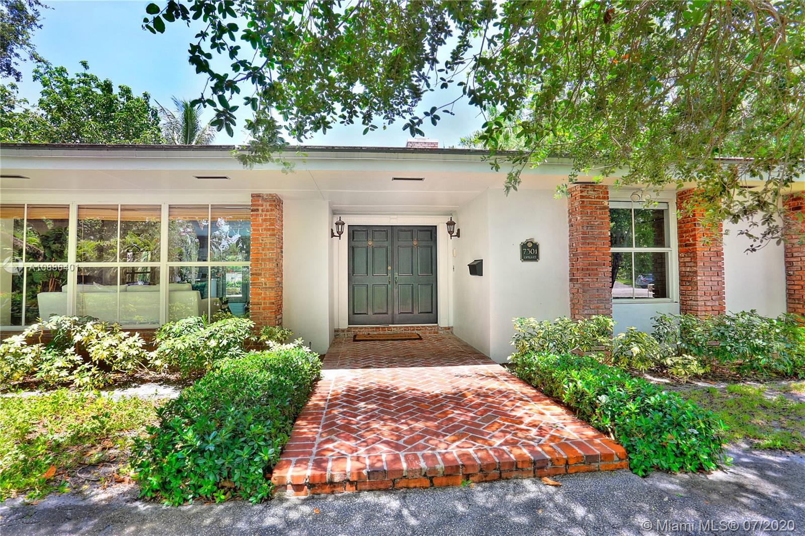 Coral Gables, FL 33143,7301 Capilla Ct