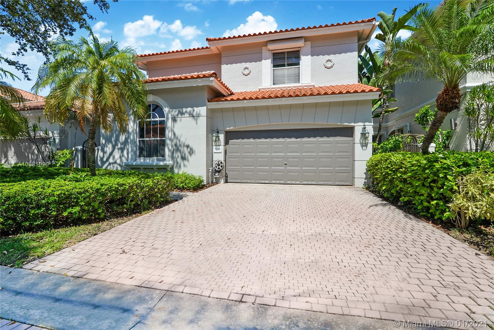 1539 Shoreline Way, Hollywood, FL 33019