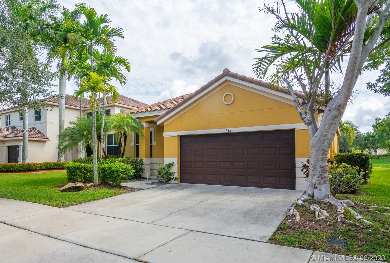 Weston, FL 33327,742 Tulip Cir